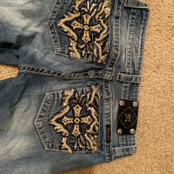 Miss Me Bootcut Jeans - Picture 4 of 5
